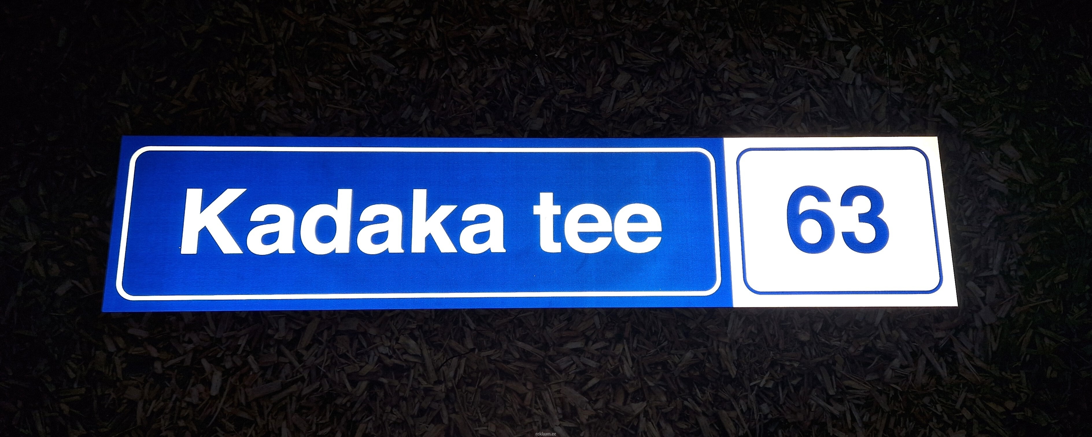 Tänavasilt Kadaka tee 63