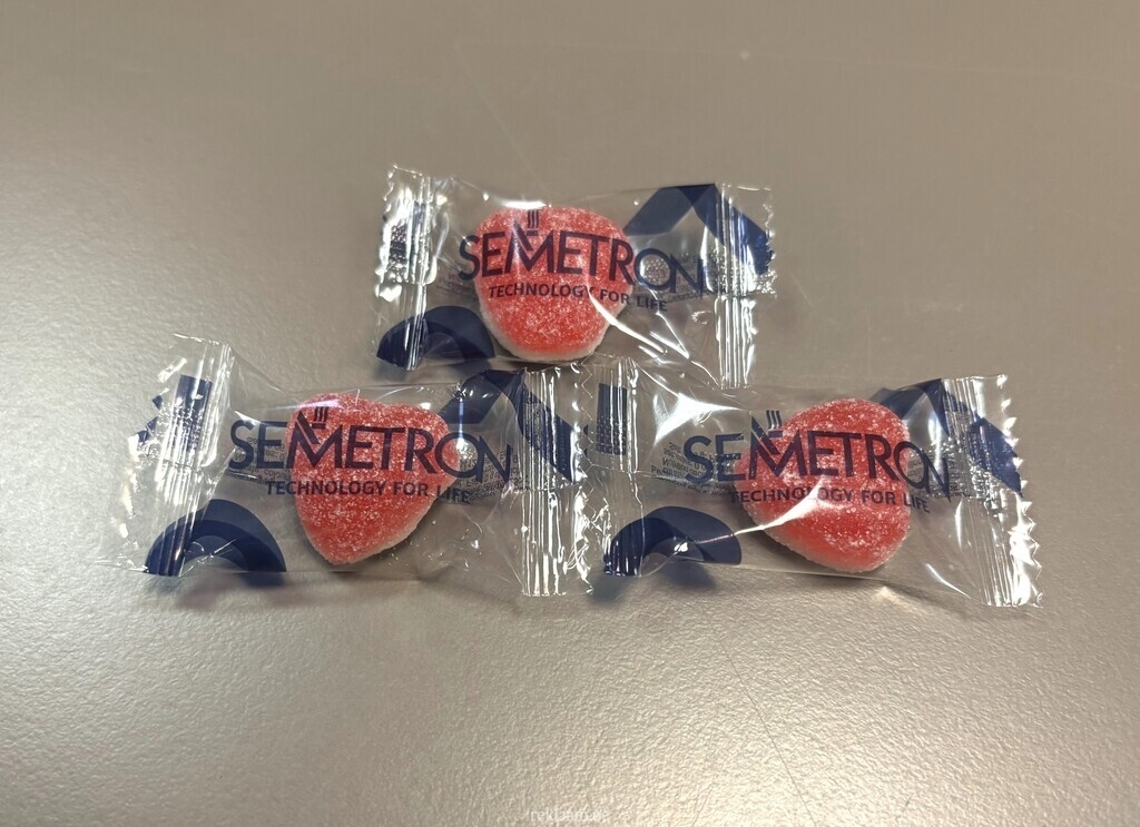 Semetron logoga kommid
