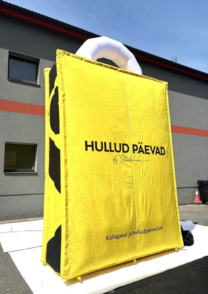Hullud päevad täispuhutav reklaam