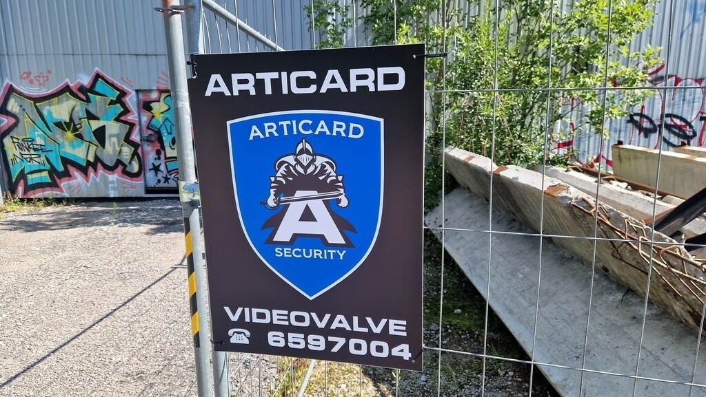 Articard videovalve hoiatussilt