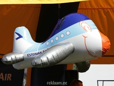 Estonian Air - täispuhutav lennuk