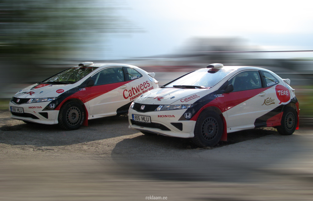 Honda Civic Type-R ralliautode kleepimine