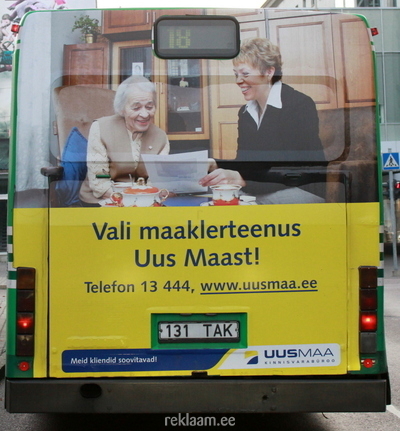 Uus Maa reklaam liinibussil