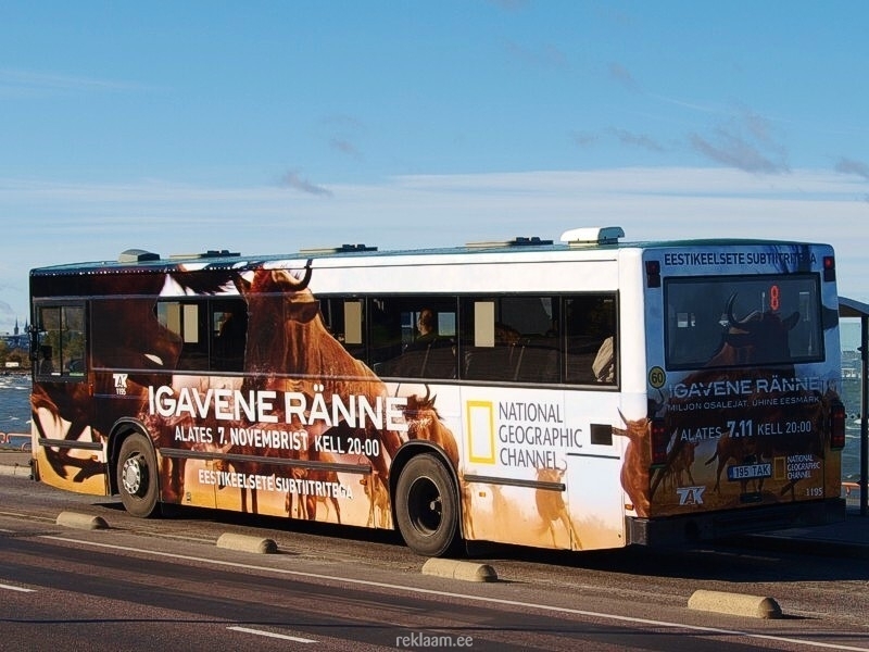 National Geographic buss