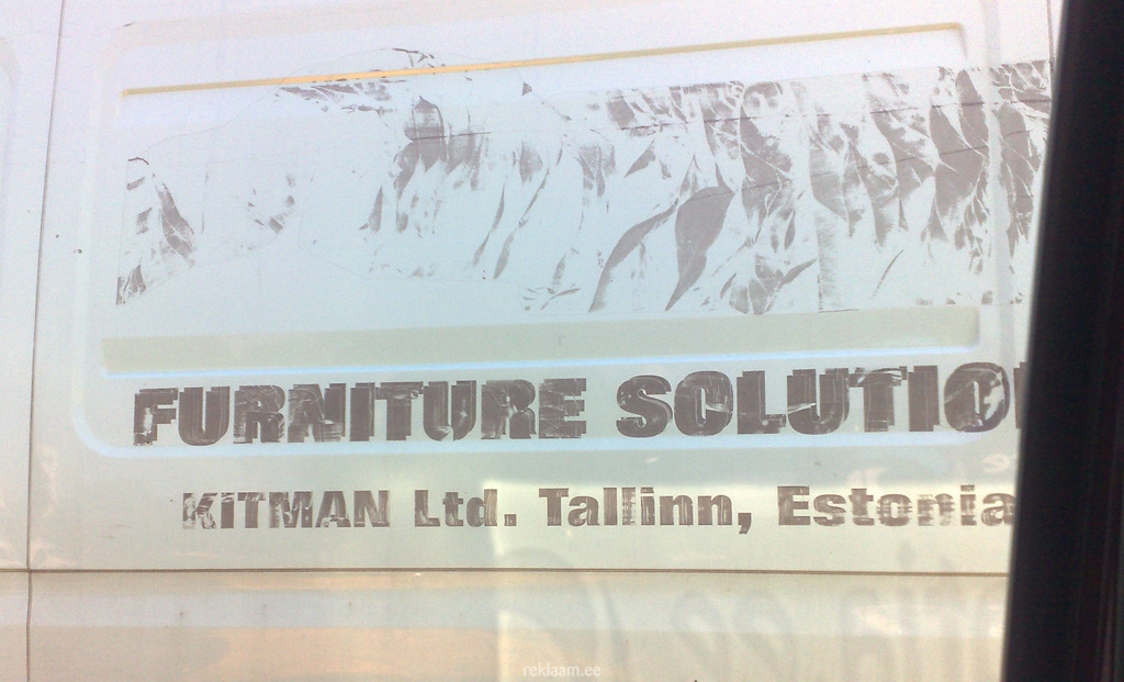 Furniture solution kleebiste eemaldamine