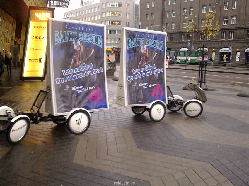 Promobike välireklaam