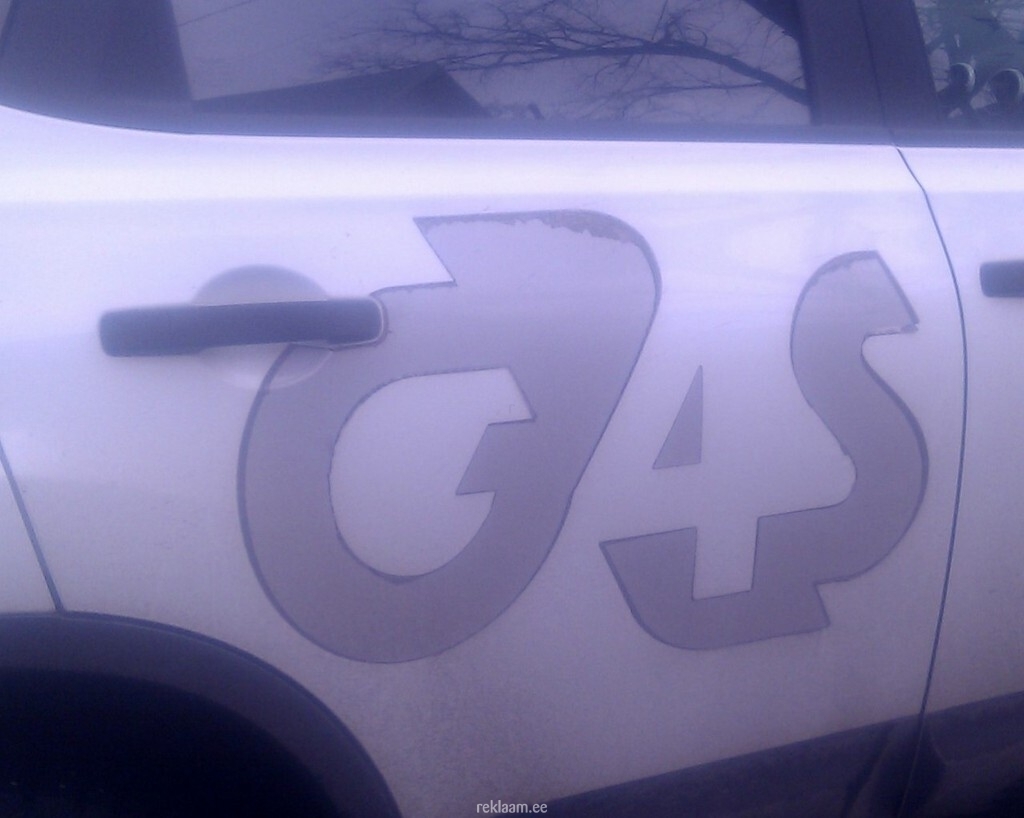 G4S ebakvaliteetne reklaamkleebis