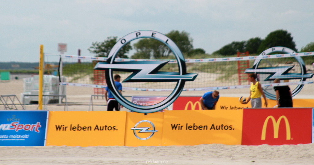 Opel reklaam rannas