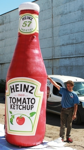 Täispuhutav Heinz ketšupi pudel, 3,5m