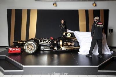 poodium I Lotus F1 auto esitlus