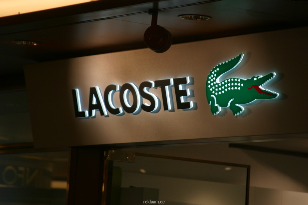 Lacoste valgustähed