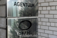 Keskkonnaagentuur roostevaba terasest fassaadisilt