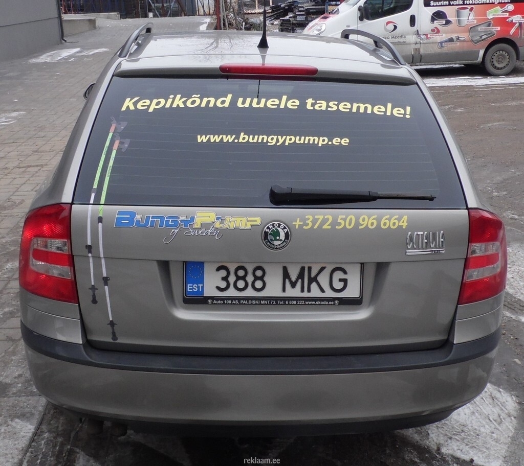 Reklaamkleebised auto tagaaknal