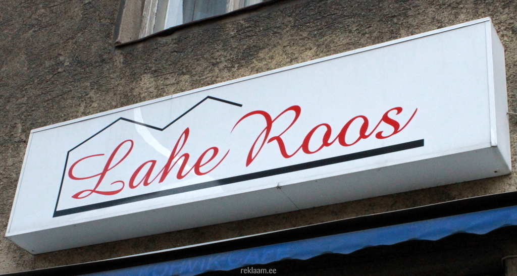 Lahe Roos valguskast