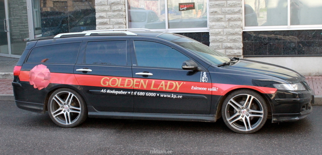 Golden Lady autokleebis