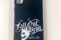 Telefonikaas logoga, Fall Out Bros