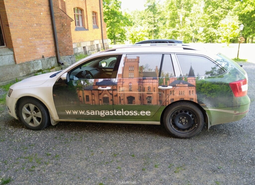 Sangaste loss reklaamauto