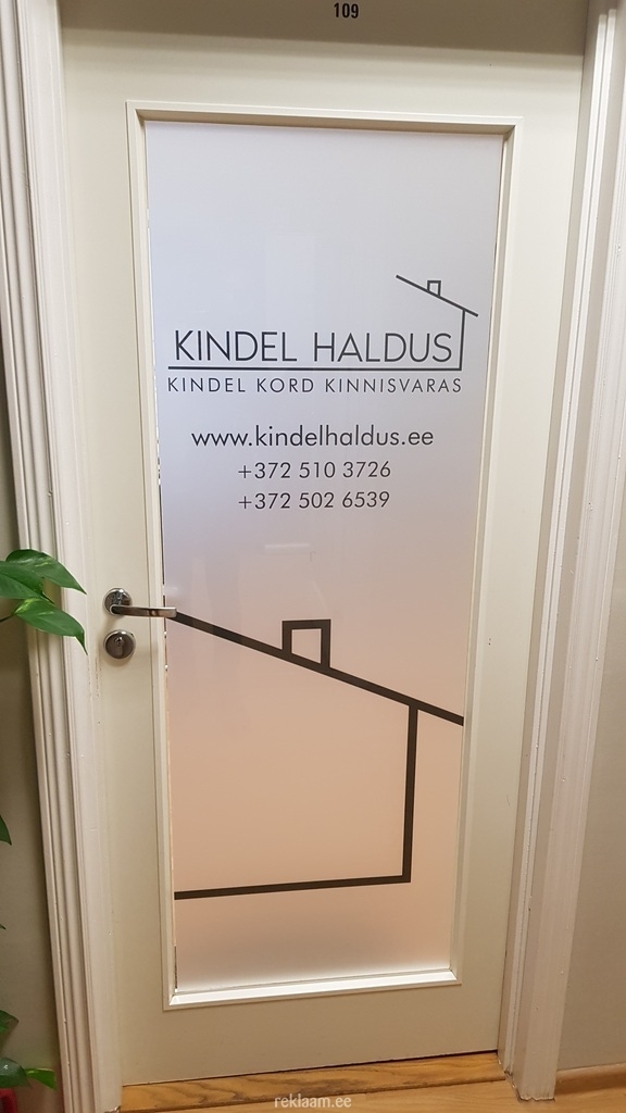 Kindel Haldus uksekleebised