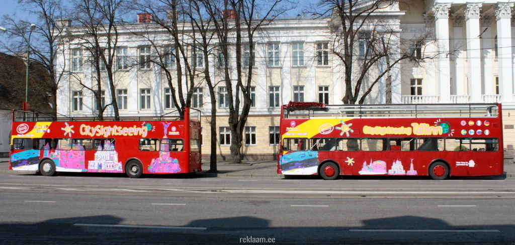 City Sightseeing kleebistega bussid