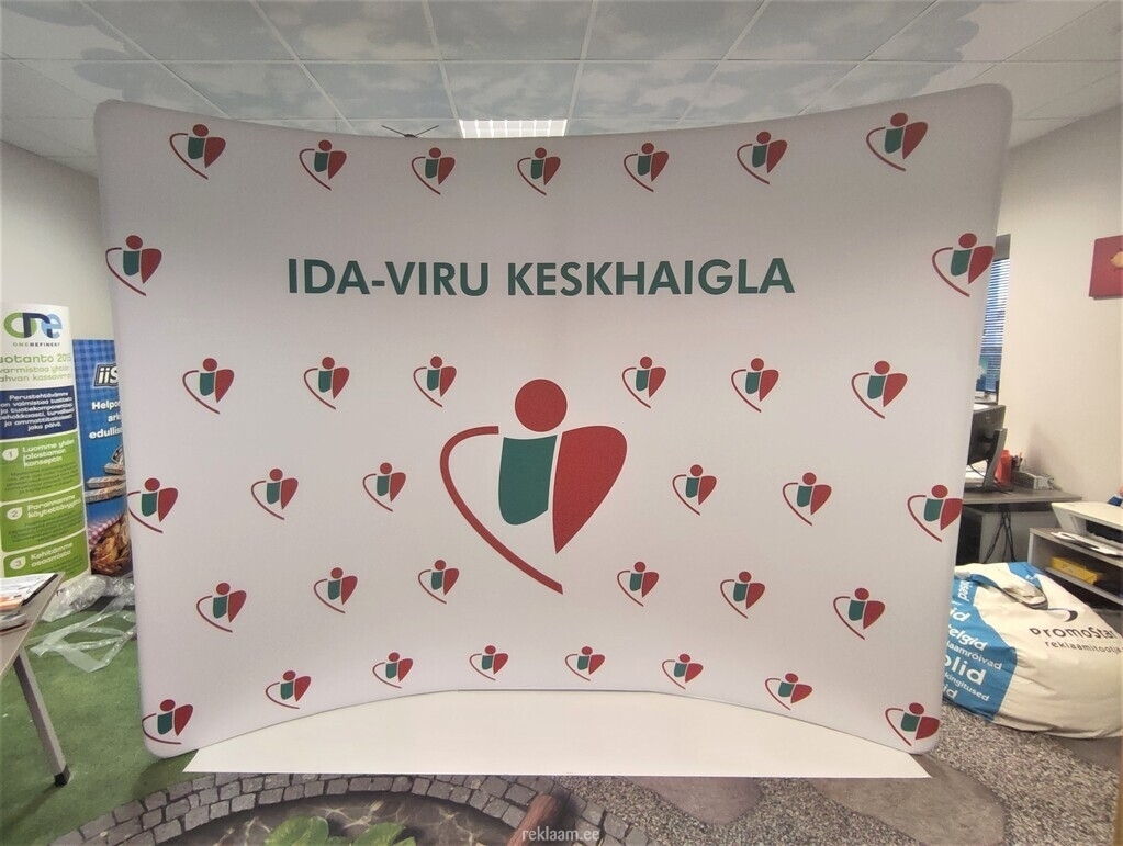 Ida-Viru Keskhaigla reklaamsein