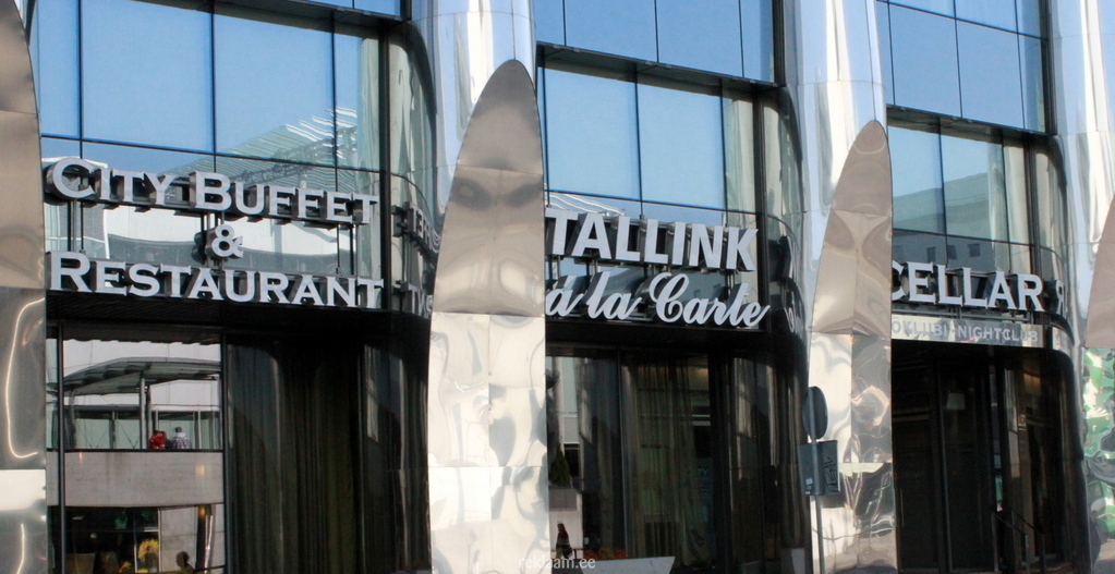 Tallink hotelli fassaadireklaam